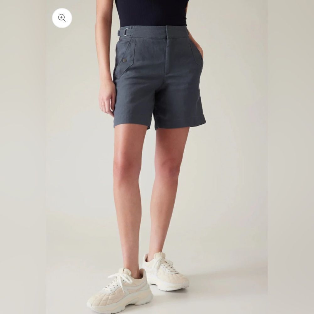 Athleta Voyager Linen Shorts NEW with tags Size 8 Granite Blue